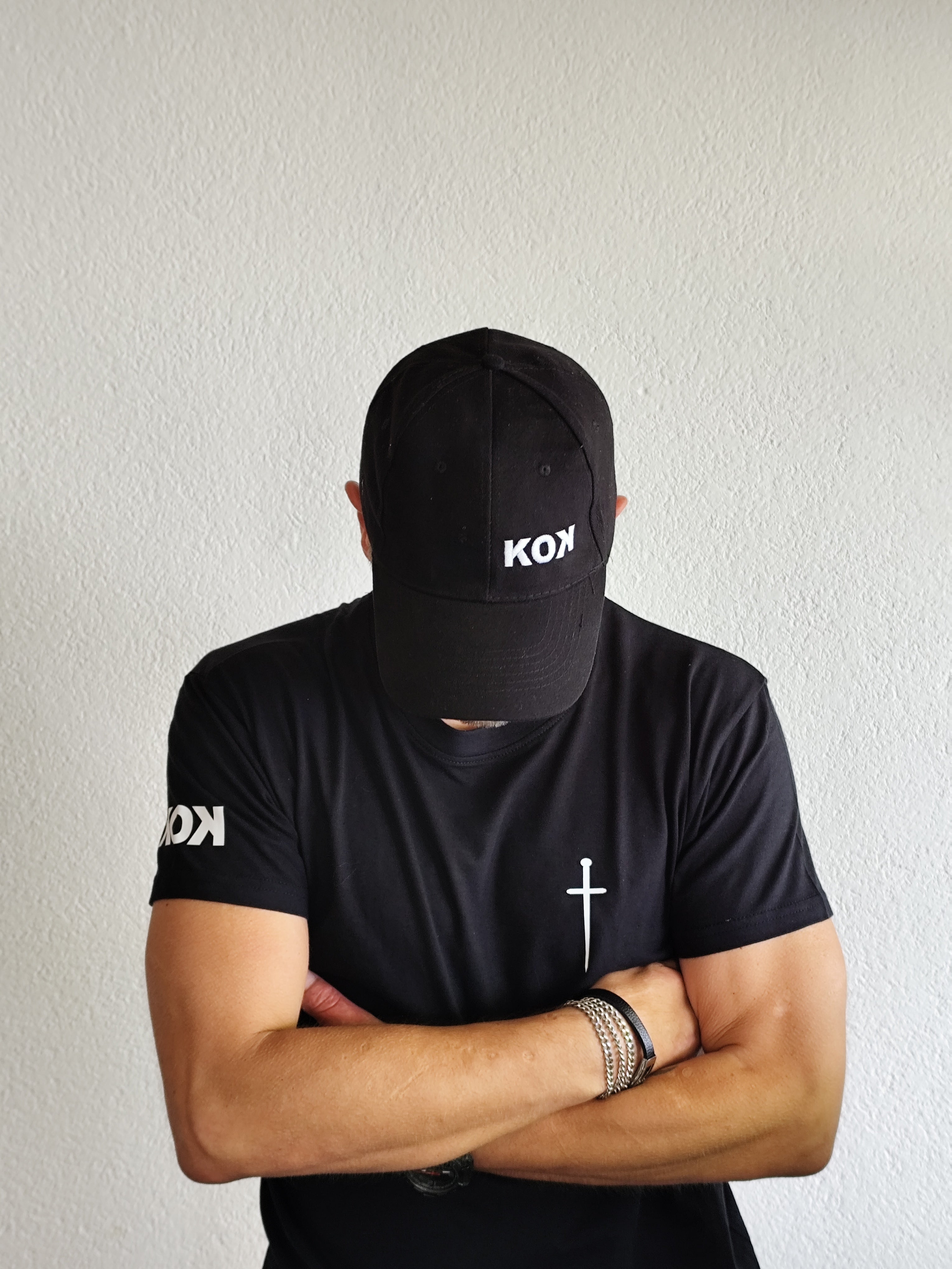 T-Shirt: CLASSIC with 2 Swords